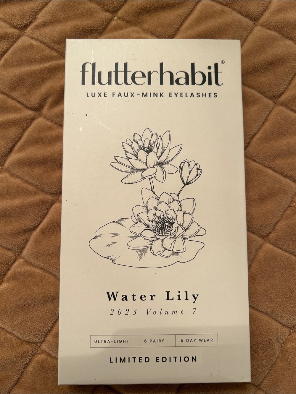 Flutterhabit Waterlilly
